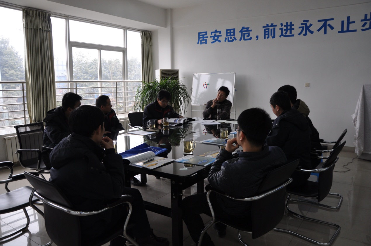 中航工业成飞集团工程师一行到访江南app官方在线入口公司-2.jpg